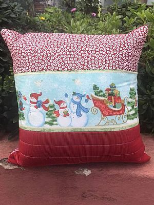 Χριστουγεννιάτικα μαξιλάρια από το Asteraki handmade 1
